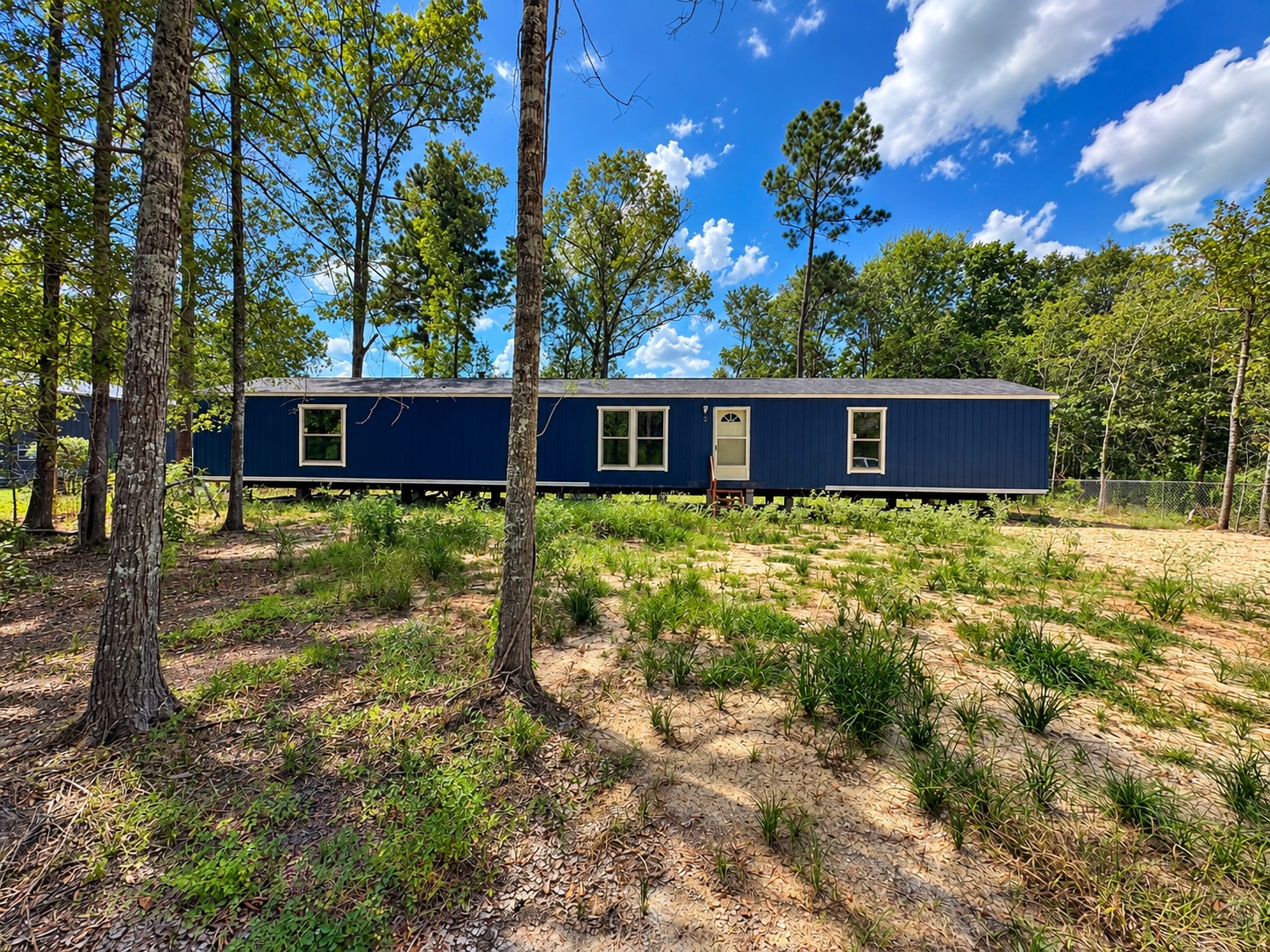 380 Rio Grande, Livingston